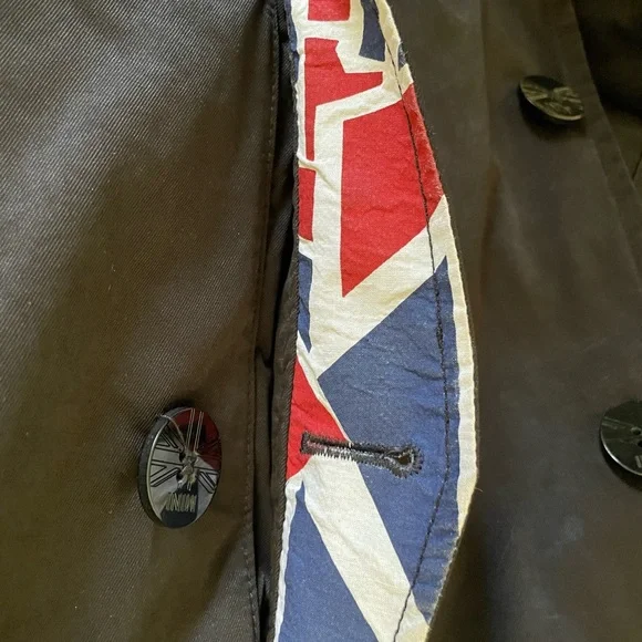 Women’s Black-BRITISH RACING INTERIOR MINI COOPER COAT. Two inside pockets - Picture 13 of 15